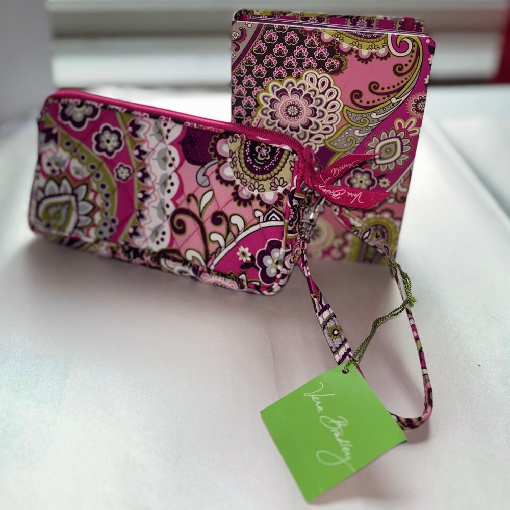 NWT Vera Bradley Wristlet and Agenda Bundle